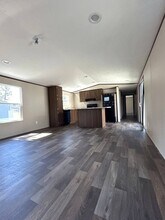 87 Harvest Cir in Jasper, AL - Foto de edificio - Building Photo