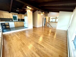 202 Holsapple Rd in Dover Plains, NY - Building Photo - Building Photo