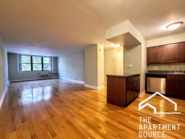 1449 N Dearborn St, Unit A2