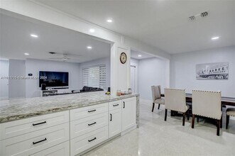 461 SE 1st Ave in Pompano Beach, FL - Building Photo - Building Photo