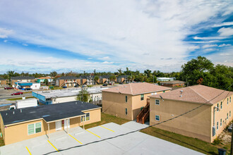 1000 Transmitter Rd in Panama City, FL - Building Photo - Primary Photo