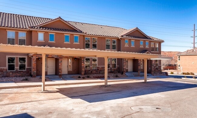 property at 3419 S River Rd
