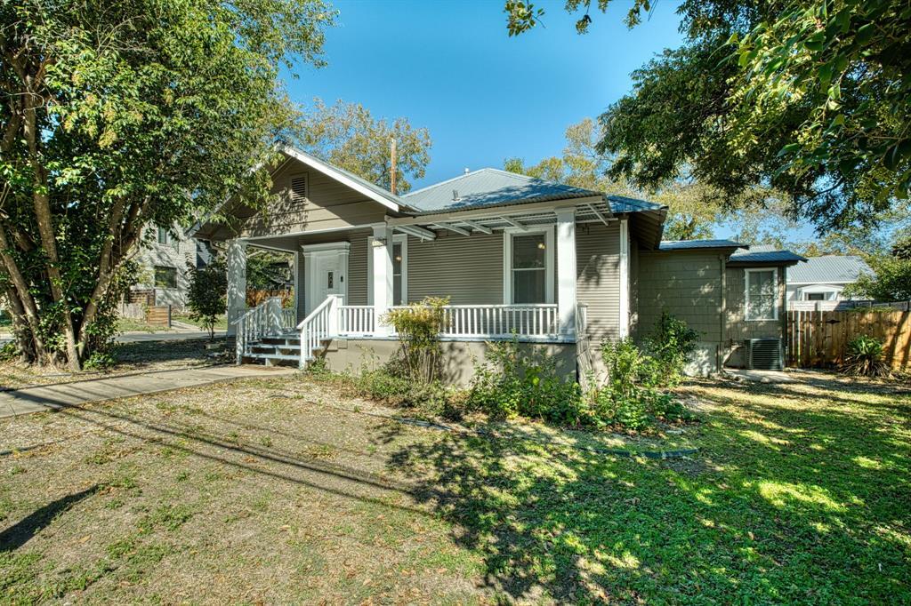 500 E Live Oak St in Austin, TX - Building Photo