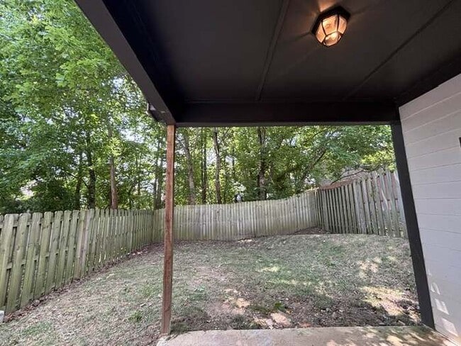 property at 4147 Lennox Wy