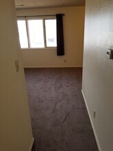1920 Reynolds St, Unit H in Laramie, WY - Building Photo - Building Photo