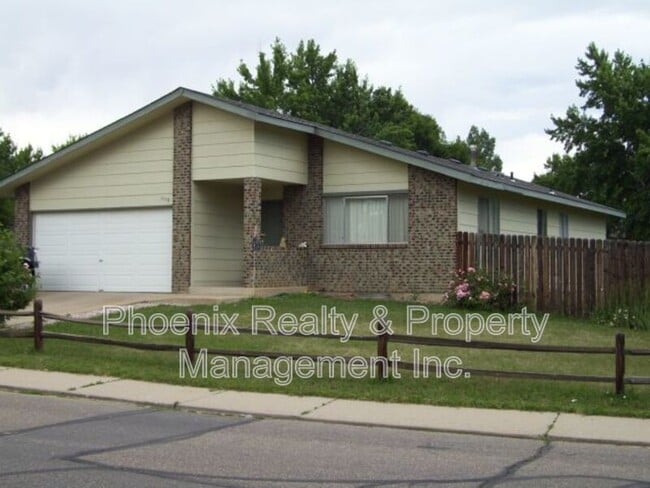 1119 Centaur Cir in Lafayette, CO - Building Photo - Building Photo
