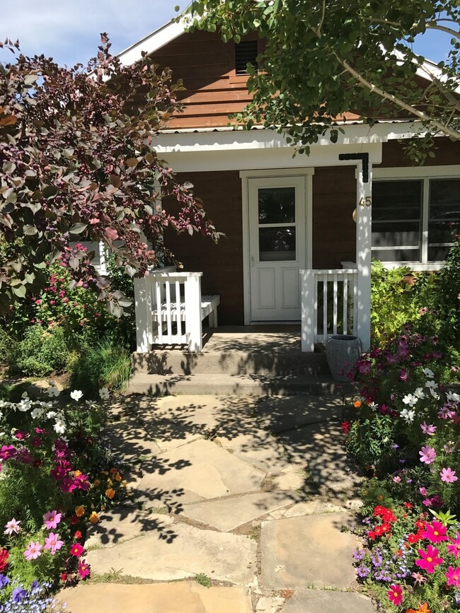 45 E Simpson Ave in Jackson, WY - Building Photo - Building Photo