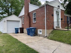 201 Robert Ave in Ferguson, MO - Building Photo - Building Photo