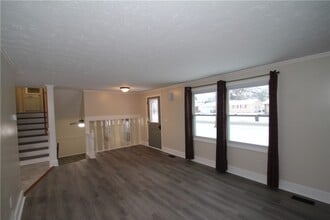 103 Virginia Manor Rd in Rochester, NY - Building Photo - Building Photo