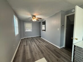 8199 Del Haven Rd in Dundalk, MD - Building Photo - Building Photo