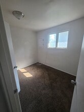 365 Conley Ave in Wood River, IL - Building Photo - Building Photo