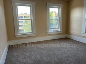 521 Massabesic St in Manchester, NH - Building Photo - Building Photo