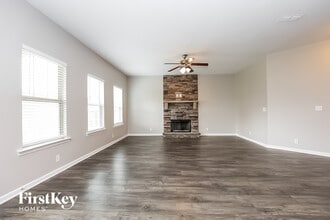 3241 Mapleside Ln in Murfreesboro, TN - Building Photo - Building Photo