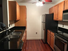 265 Edward J Roy Dr in Manchester, NH - Building Photo - Building Photo