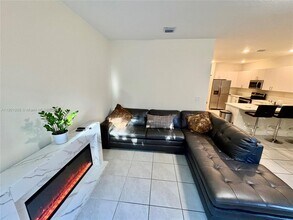 1020 SE 26th Ter in Homestead, FL - Building Photo - Building Photo
