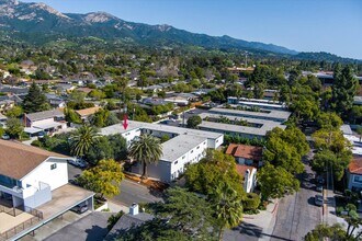 110 Bodega Ln in Santa Barbara, CA - Building Photo - Building Photo