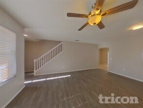 11008 Newbridge Dr in Riverview, FL - Building Photo - Building Photo