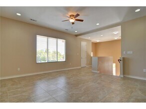 923 College Ave-Unit -207 in Fort Worth, TX - Building Photo - Building Photo