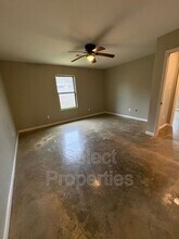 650 W Monroe Ave in Jonesboro, AR - Building Photo - Building Photo