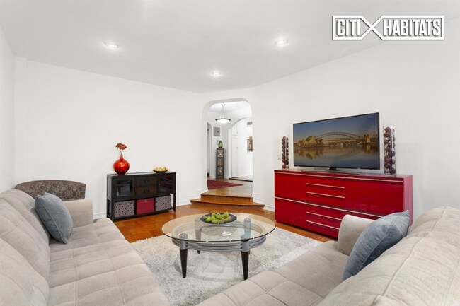 95 Park Terrace E-Unit -2E in New York, NY - Building Photo - Building Photo