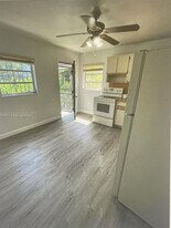 2734 SW 30th Ct in Miami, FL - Building Photo