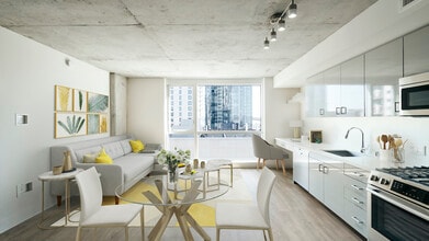 Modera Rincon Hill in San Francisco, CA - Building Photo - Building Photo