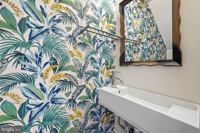 707 15th St NE in Washington, DC - Building Photo - Building Photo