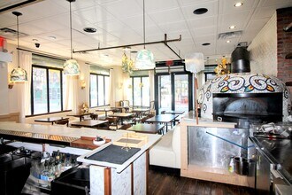 133 Ludlow St in New York, NY - Building Photo - Building Photo