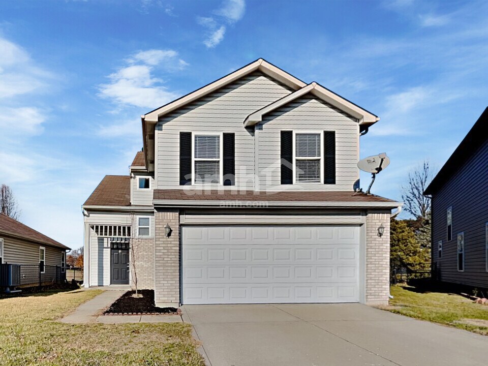 4708 Whitview Ln in Indianapolis, IN - Building Photo