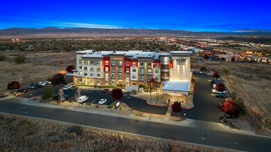 The View at Prescott Valley in Prescott Valley, AZ - Foto de edificio - Building Photo