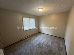 103 Grant-Unit -4 in Bondurant, IA - Building Photo - Building Photo