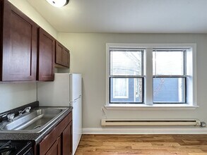 4551 N Damen Ave in Chicago, IL - Foto de edificio - Building Photo