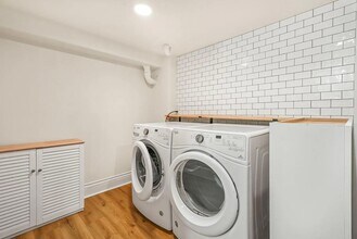 125 NE Shaver St in Portland, OR - Building Photo - Building Photo