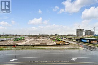 200 Lagerfeld Dr in Brampton, ON - Building Photo - Building Photo