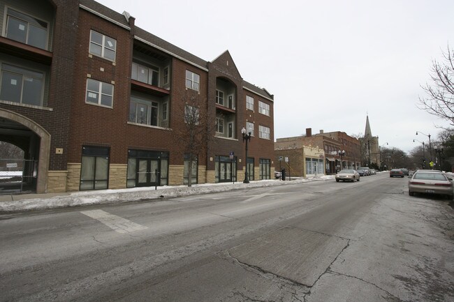 Beverly Townhomes & Condos in Chicago, IL - Building Photo - Building Photo
