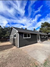 600 NE 12th St in Bend, OR - Building Photo - Building Photo