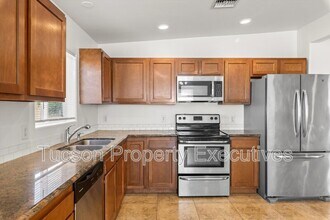 227 E Waverly St in Tucson, AZ - Building Photo - Building Photo