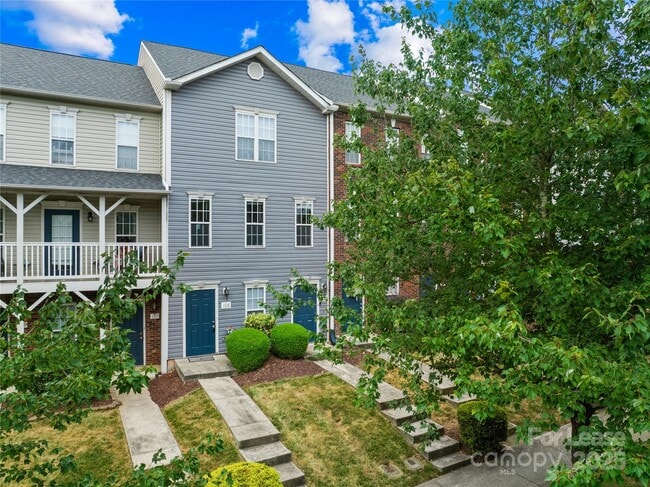 property at 118 Steam Engine Dr