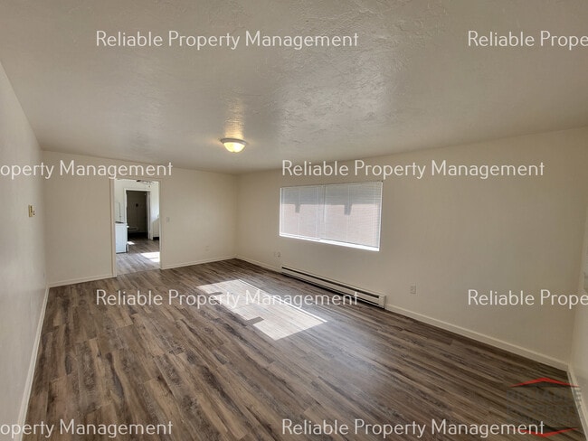 845 12th St, Unit A in Idaho Falls, ID - Building Photo - Building Photo