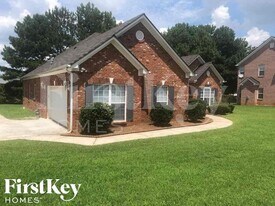 1401 Aramore Dr SE in Conyers, GA - Building Photo