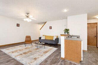 2518 Deerfield Blvd in Junction City, KS - Building Photo - Building Photo