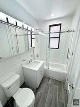 WEST 55 STREET in New York, NY - Building Photo - Building Photo