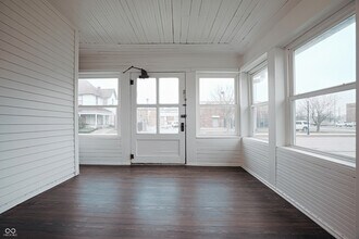 217 S Meridian St in Lebanon, IN - Foto de edificio - Building Photo