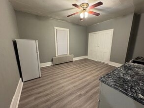 195 D St, Unit 2 in Johnstown, PA - Building Photo - Building Photo