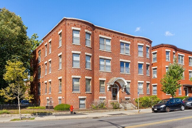 property at 550 Main St
