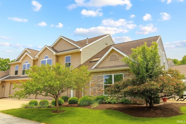 9925 Oak Trail Rd in Fort Wayne, IN - Building Photo - Building Photo