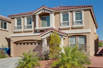 6584 Mountain Spirit Ct in Las Vegas, NV - Foto de edificio - Building Photo