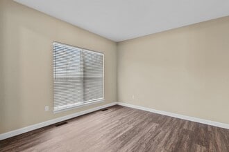 612 Zumwalt Crossing in O'Fallon, MO - Building Photo - Building Photo