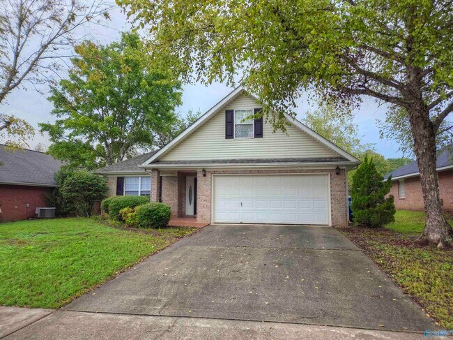 property at 114 Bremerton Dr SW