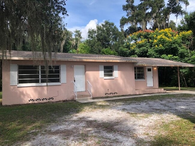 1407 E Howry Ave in DeLand, FL - Building Photo - Building Photo